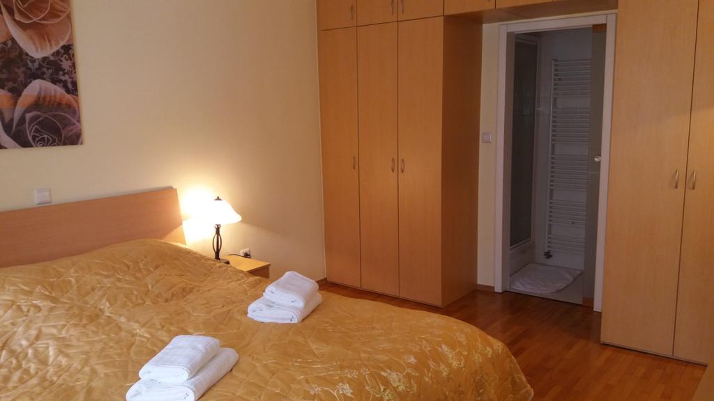Apartment Park 16 Рогашка Слатина Экстерьер фото