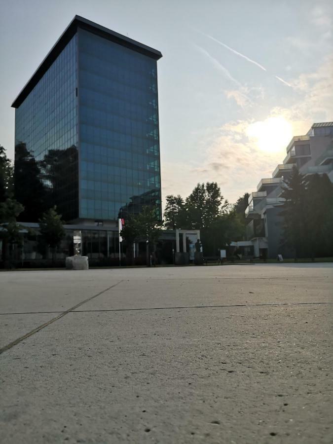 Apartment Park 16 Рогашка Слатина Экстерьер фото