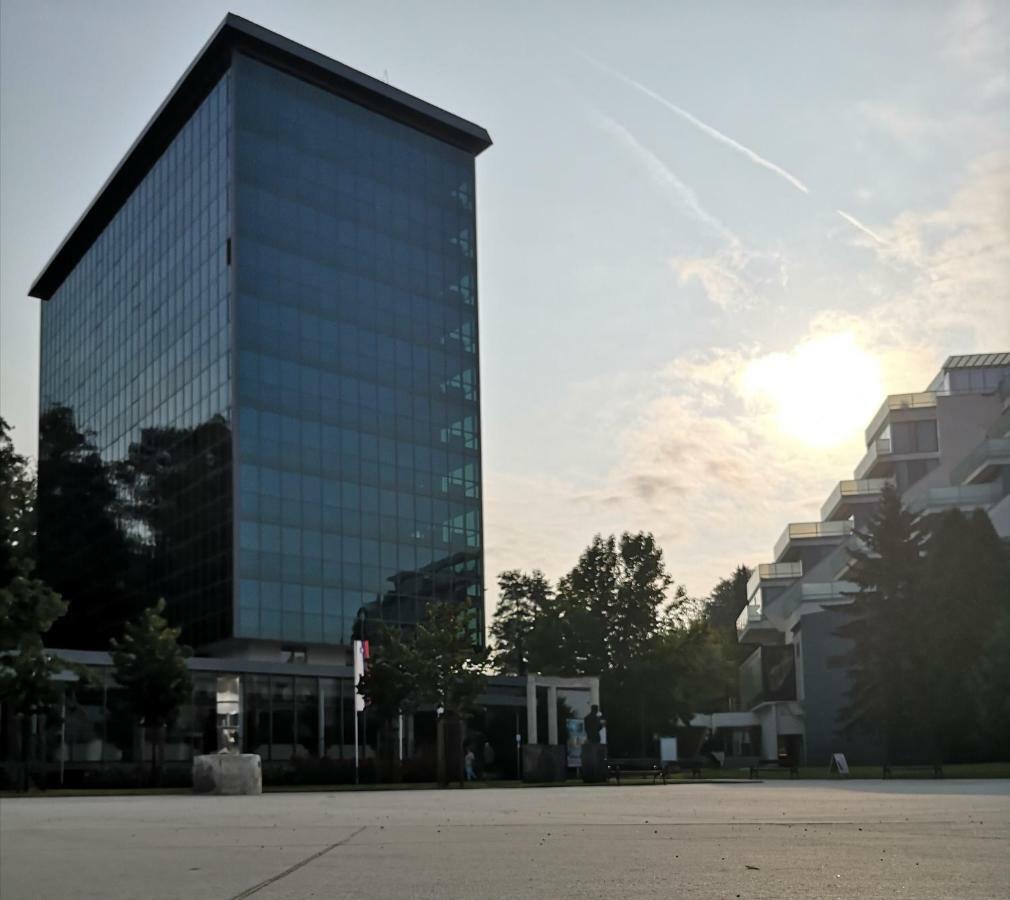 Apartment Park 16 Рогашка Слатина Экстерьер фото